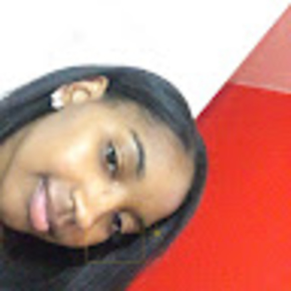 Meet your Posher, Aaliyah - Picture 1 of 1